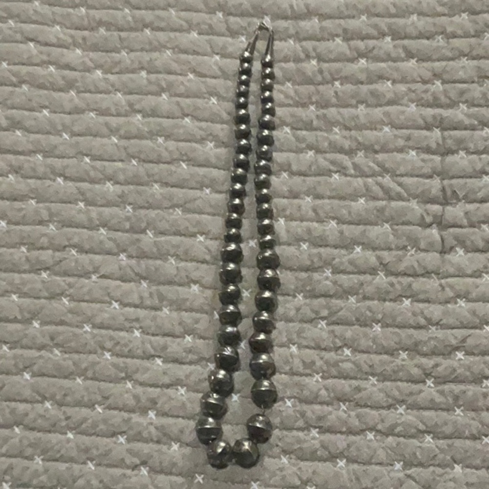 Navajo pearls
